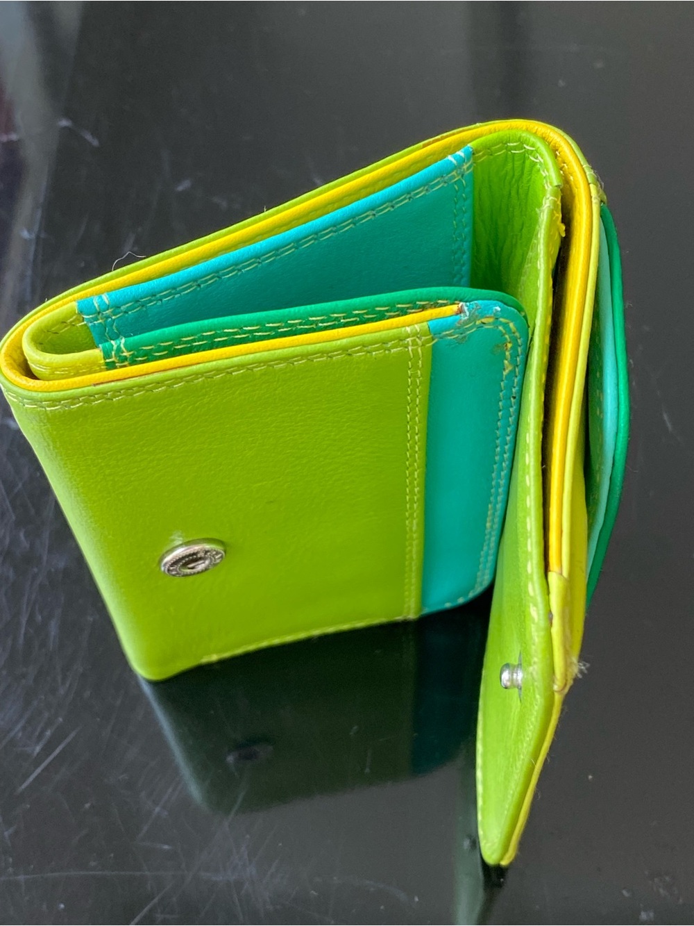 My Walit. Mini Tri-fold Wallet